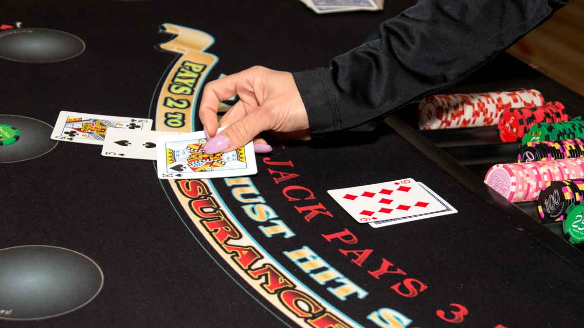 Blackjack là gì? Bí quyết chinh phục trò chơi Blackjack từ A đến Z image-1732765229343